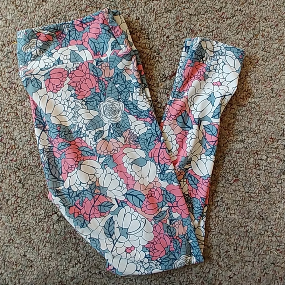 Lularoe TC Floral Leggings
